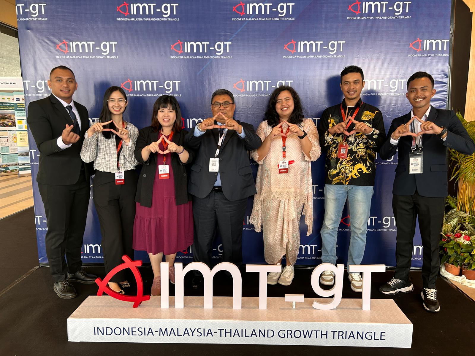 Kenara representative at the Indonesia Malaysia Thailand Growth Triangle event